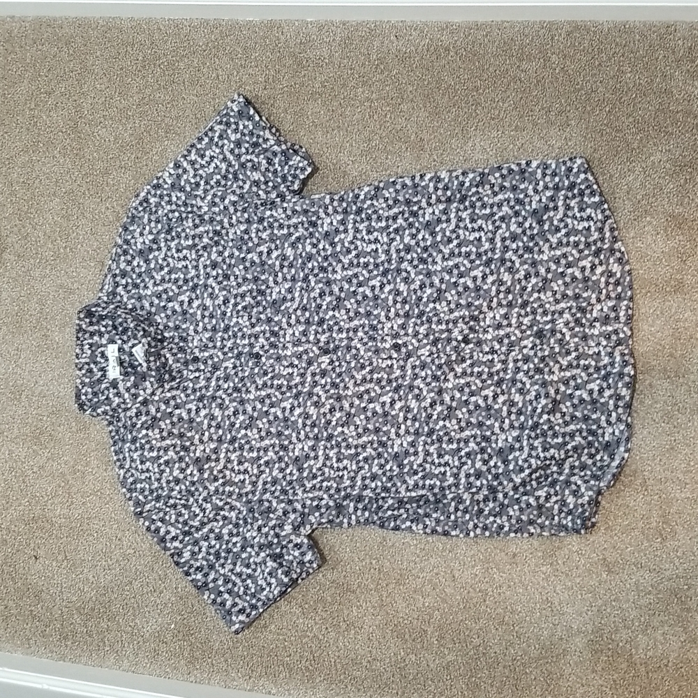 Men's Flowered Button-Down - image 1